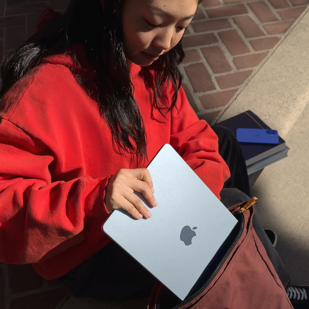 Renewed Apple MacBook Air 2025 13-inch M4, 16GB RAM, 256GB SSD, Starlight product image 1